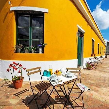 Casa Amarela Alojamento Local Mértola المظهر الخارجي الصورة