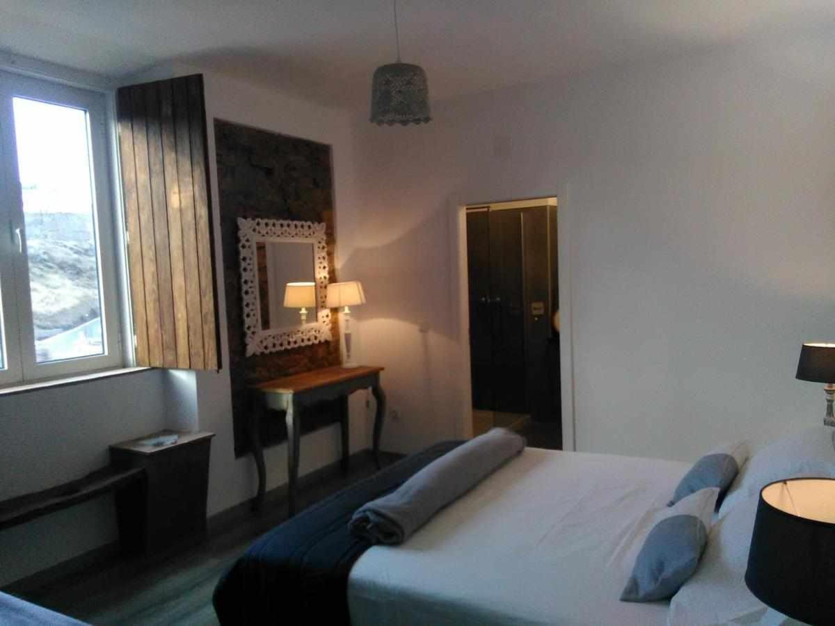 Casa Amarela Alojamento Local Mértola المظهر الخارجي الصورة